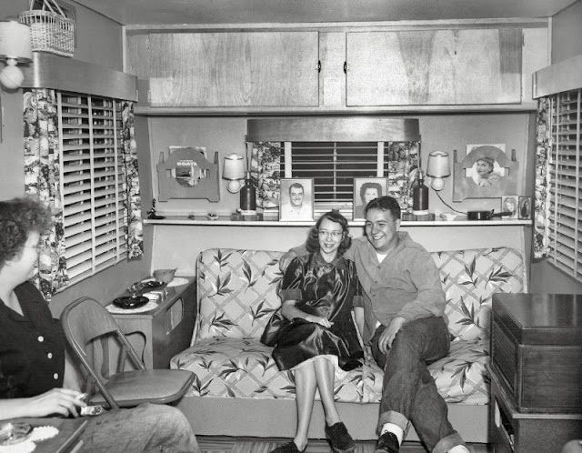 Cool Pics Show the Interior of Mobile Homes From Between the 1940s and ’70s_Ha