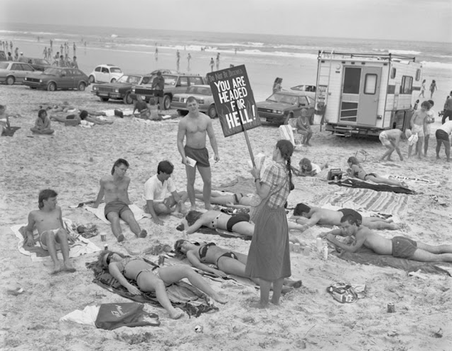 Big Hair & Tiny Swimwear: 27 Snapshots Capture Spring Breaks in Daytona Beach, Florida From the Early 1980s_teo